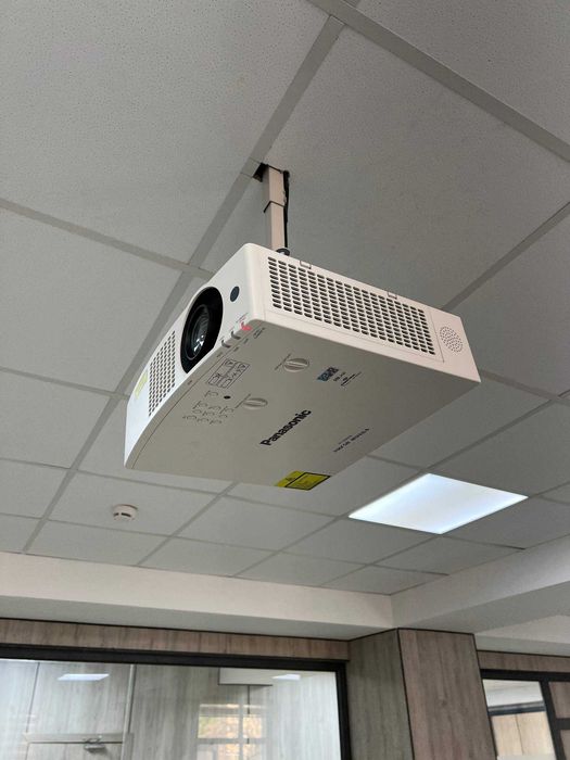 Проектор Panasonic PT-VMZ50 (WUXGA)