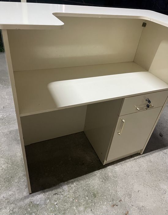 Мебель для бутика