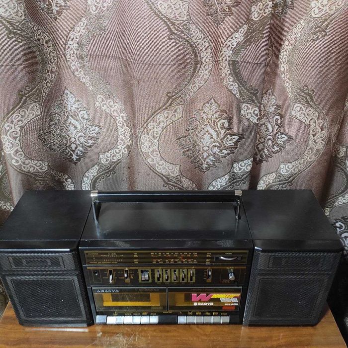 Магнитола Sanyo C-35