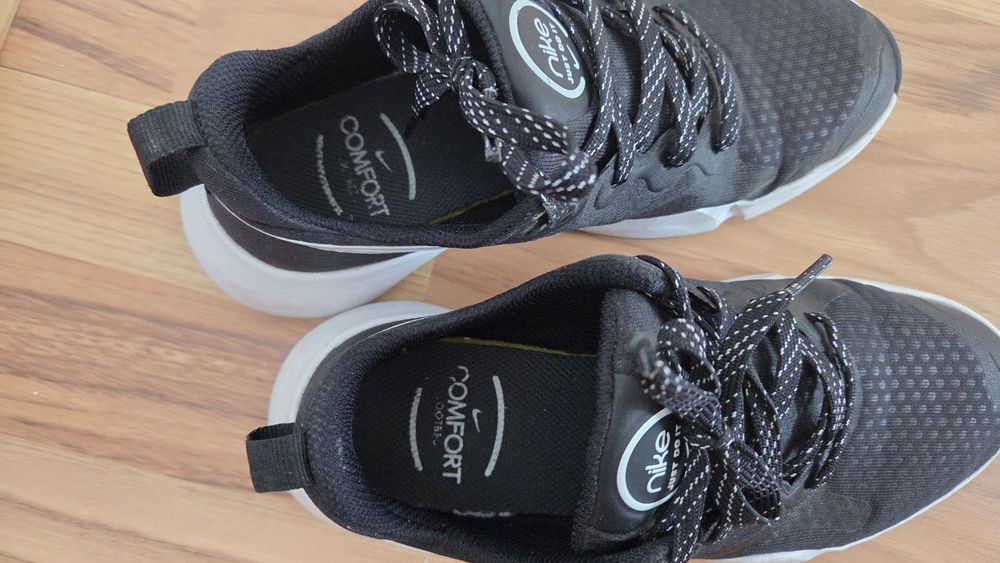 Papuci Nike nr. 36