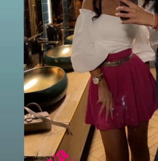 Блуза и пола хс.