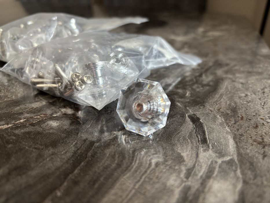 Дръжка за чекмедже/шкаф диамант