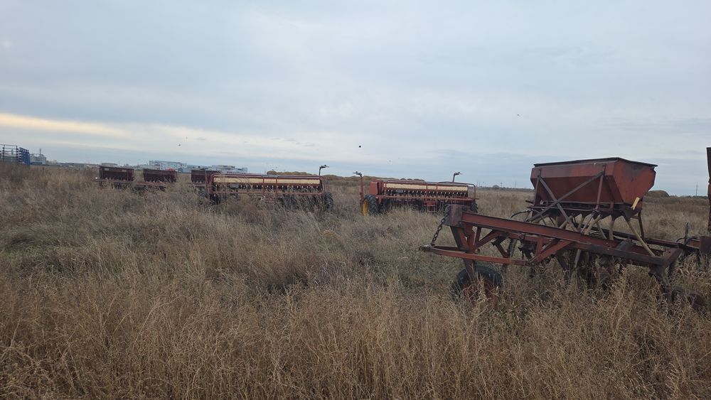 Продам технику в городе Костанай