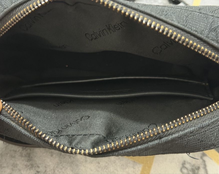 Calvin klein чанта