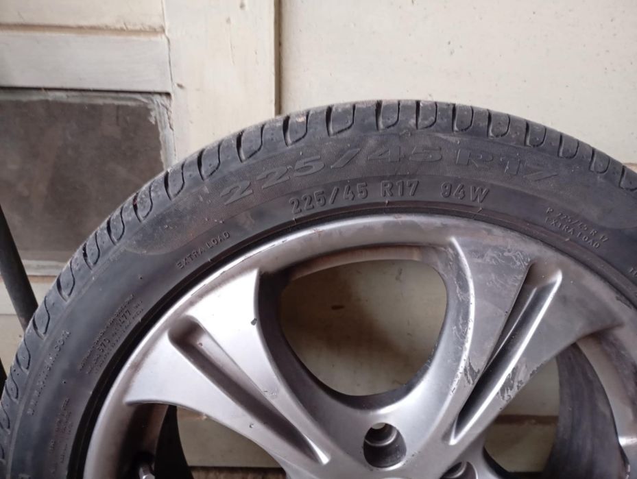 Гуми с джанти 17 цола