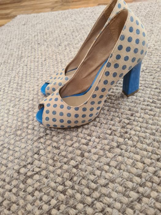 Pantof decupat Tamaris