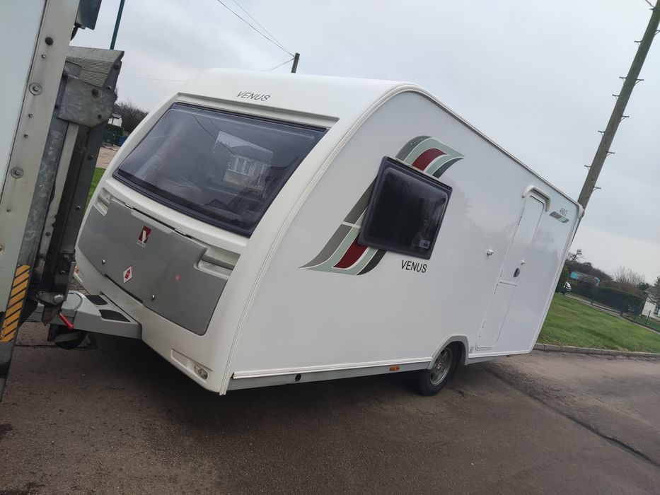 Каравана Lunar Venus