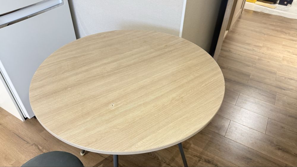 стол стуля для кухня