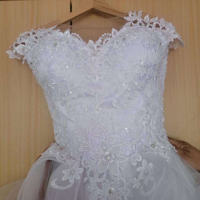 Красива булчинска рокля къща Сияна