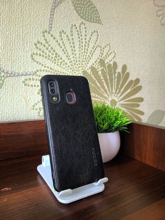 Samsung Galaxy A40 64GB