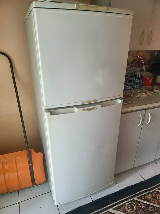 Холодильник 2 шт