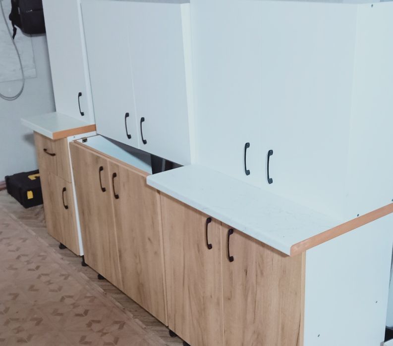 Кухонный гарнитур новый