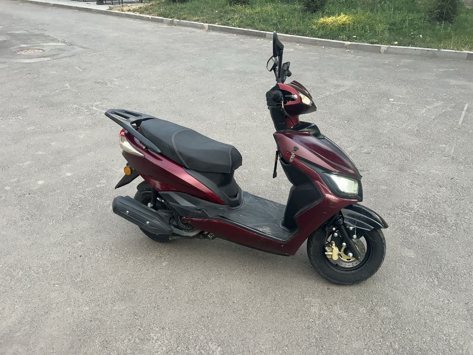 Продам мопед Мия М8