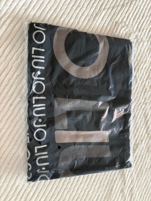 Нов Liu Jo шал за есен-зима, с етикет, неразопакован