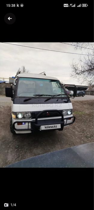 Продам Митсубиси Делику!