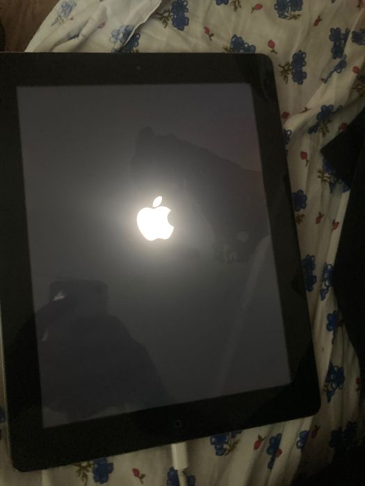 iPad 4 б/у на запчасти