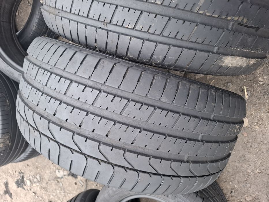 Vand 2 anvelope 295 45 20 pireli de vara ca noi