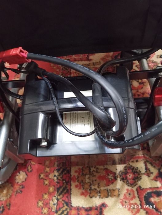 Продам инвалидные коляски