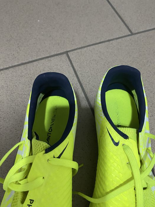 Ghete fotbal nike phantom
