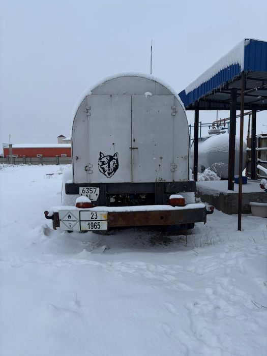 Газовоз  ЗИЛ 130