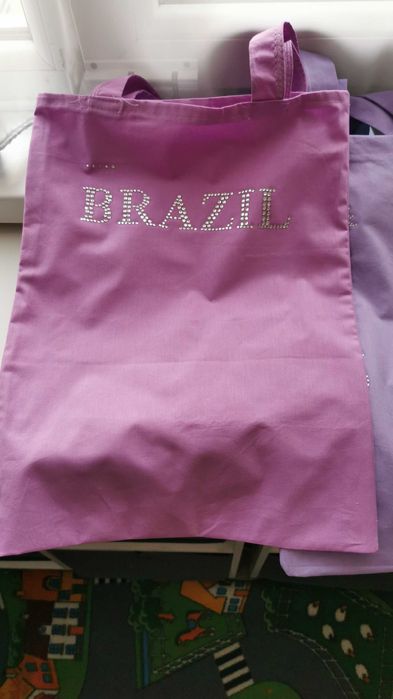 Чанти декорирани с камъни тип Сваровски