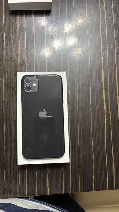 Продам iPhone 11