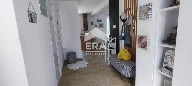 Продава се Къща в Хасково, Училищни - 215 кв.м за 871 €/кв.м - Снимка #2