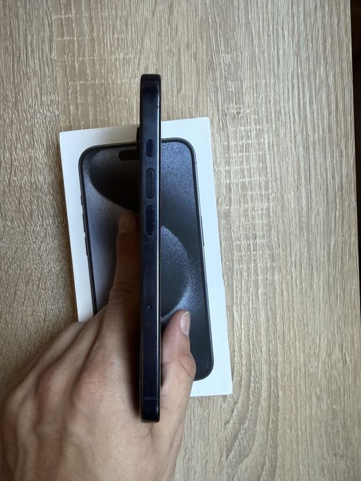 Iphone 15 pro 85% батерия