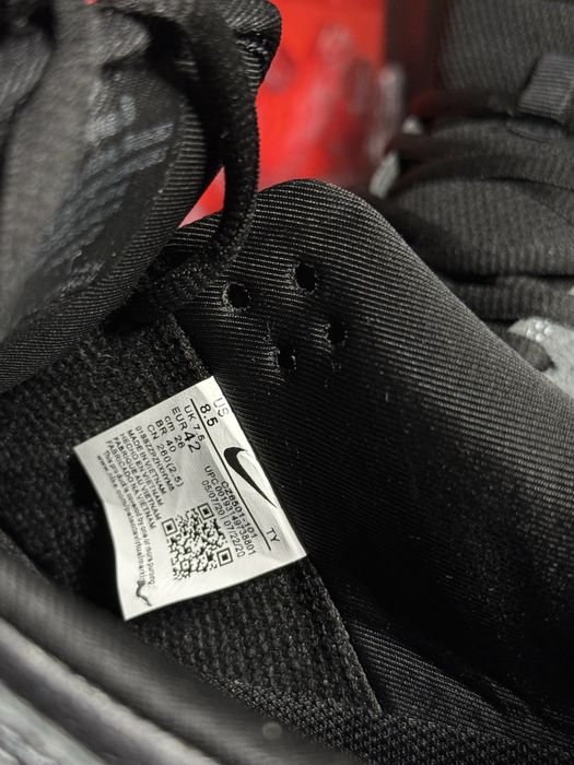 Кроссовки Nike SB Dunk Low в сером