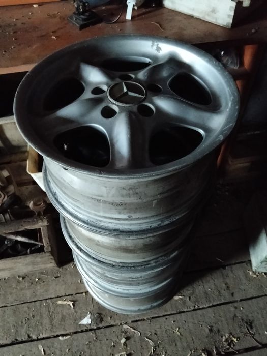 Литые диски на R15 Mersedes