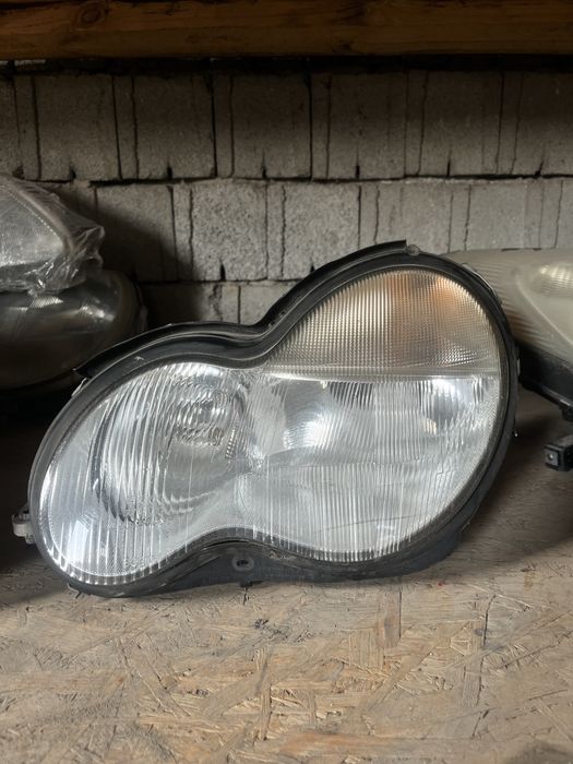 Мерседес с203 сешка фара