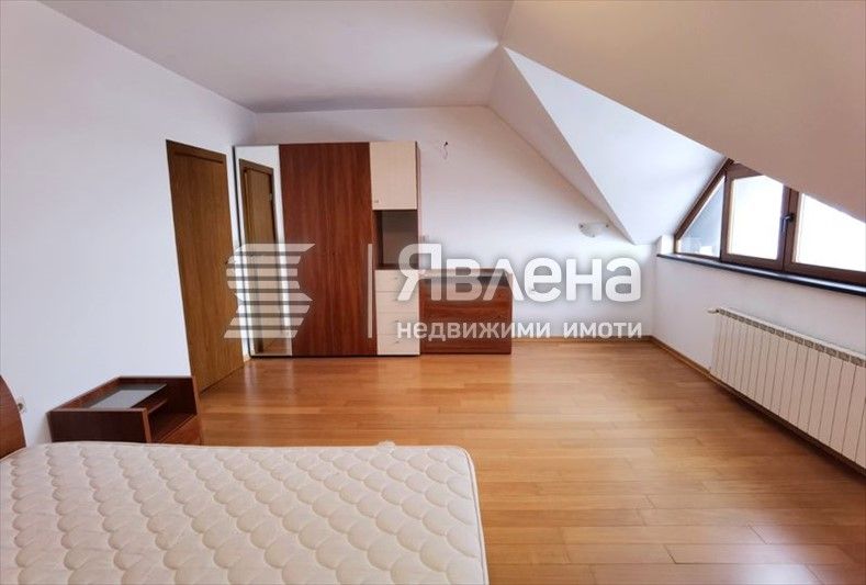 Продава се Тристаен апартамент в Банско - 137 кв.м за 796 €/кв.м - Снимка #8