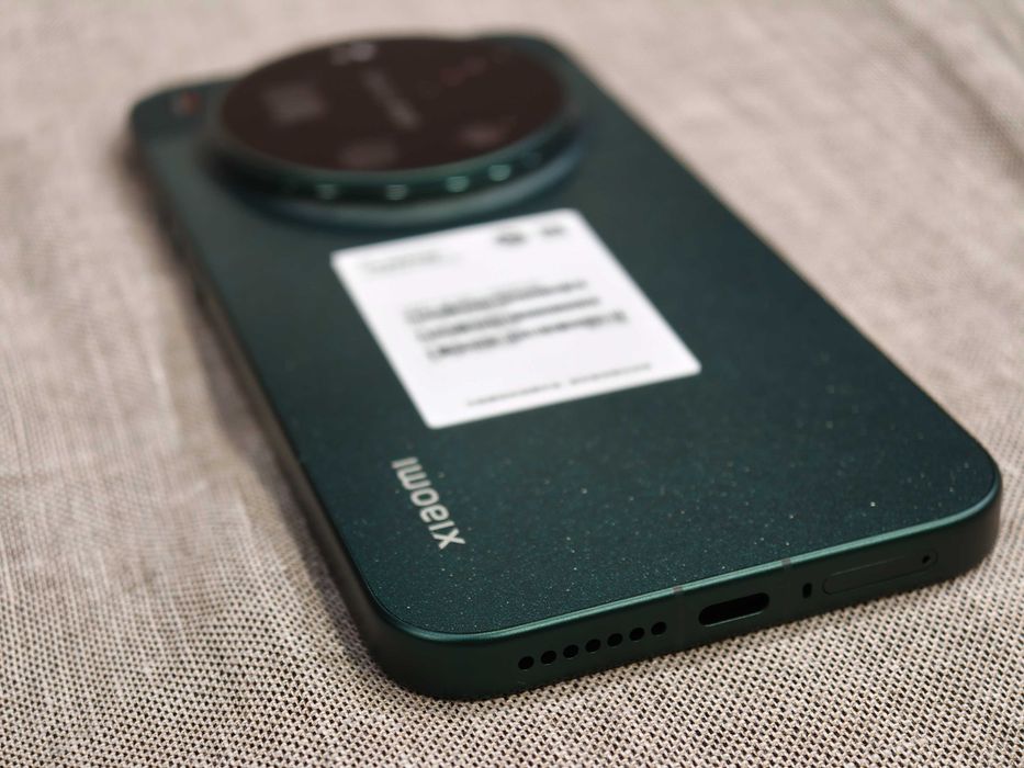 Нов Xiaomi 17 Ultra 16/512 зелен - 6.9", Leica 200mpx; 6800mAh 90w