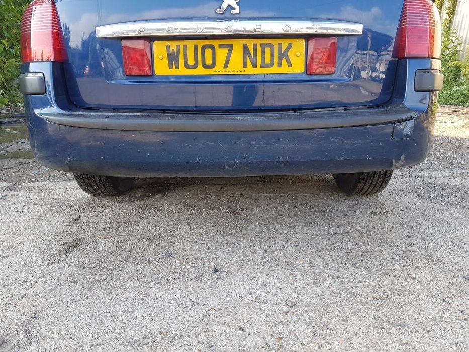 Spoiler / Bara Spate Completa Peugeot 407 SW / Break / Combi 2004 - 2010 Cod Culoare KPLC