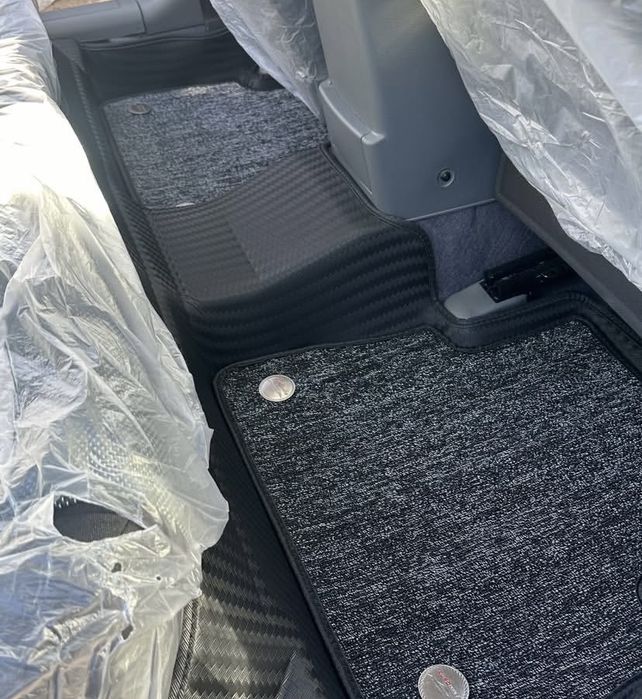 Gentra Lacetti uchun 7D 8D 9D polik. Holati yangidek