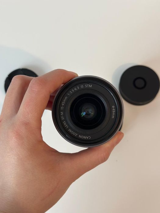 Obiectiv Canon EF-M 15-45mm f/3.5-6.3 plus set filtre CPL + UV