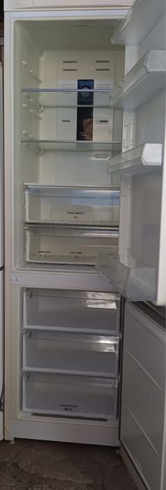 Продаю холодильник