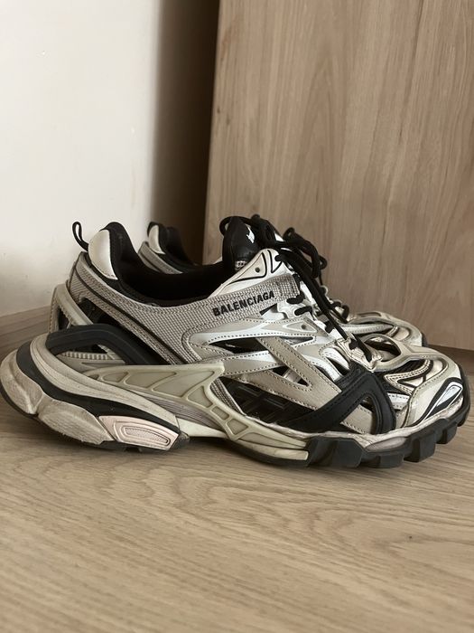 Balenciaga track 2
