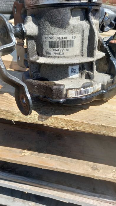 Хидравлична помпа Пежо 308