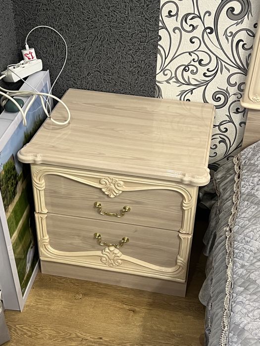 Спальный гарнитур