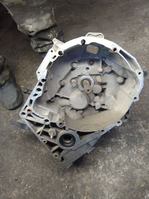 Коробка запчас, ларгус