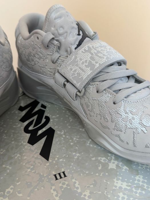 Nike Jordan Zion 3