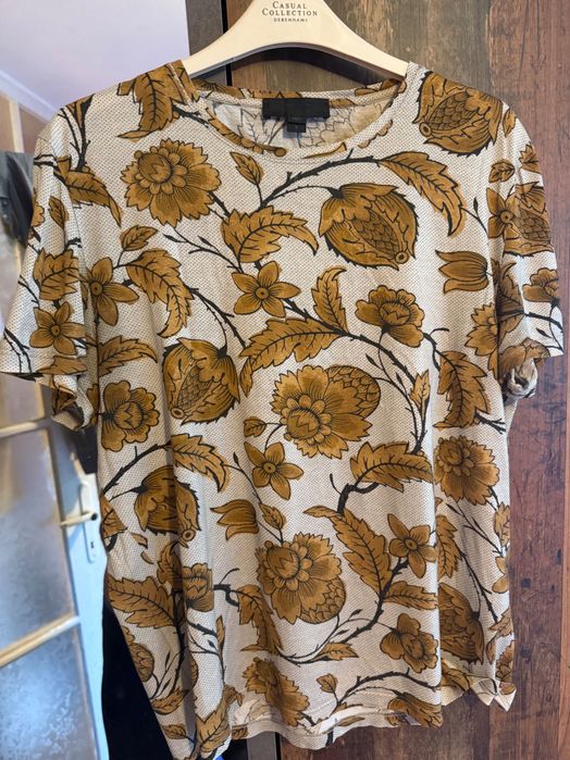 Burberry T-shirt Prorsum Fashion Collection / Burberry Тениска Модна Колекция Made in Italy