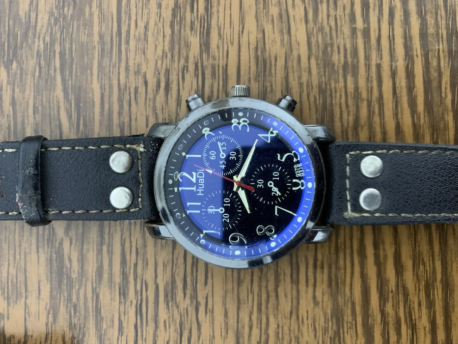 Soatlar sotiladi hammasi