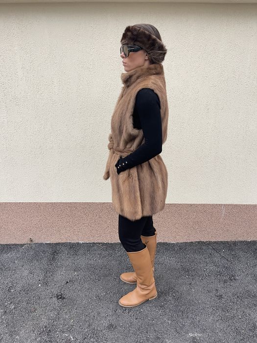 Vesta din blana de vizon maro cu cordon