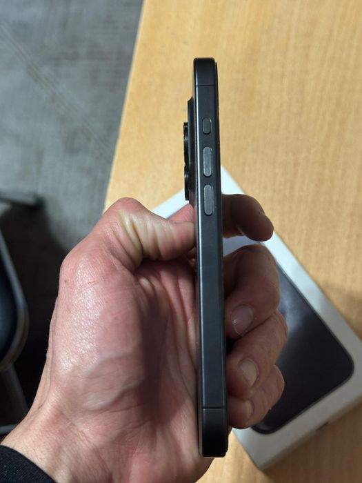 Айфон 15 pro идеал! Обмен на мопед!