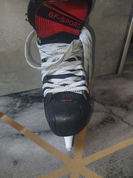 Продам коньки в хорошем состоянии