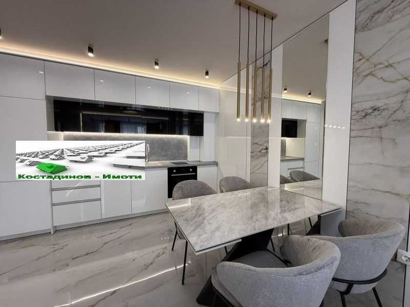 Продава се Тристаен апартамент в Пловдив, Остромила - 96 кв.м за 1190 €/кв.м - Снимка #4