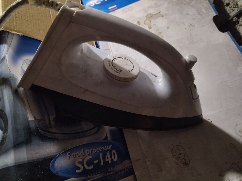 Утюг Scarlet модель