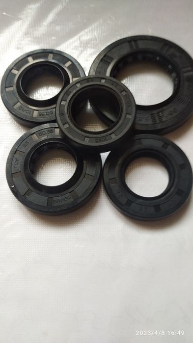 Продам сальник для ст. Маш автомат.